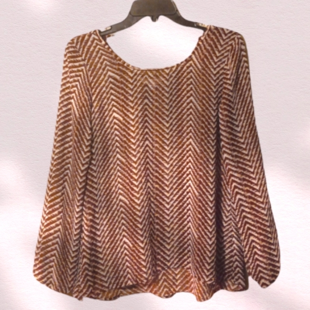 Charming Charlie top size S